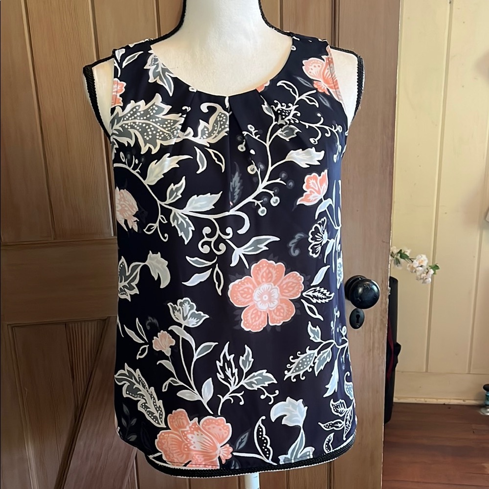Floral Sleeveless Top - Black and Pink